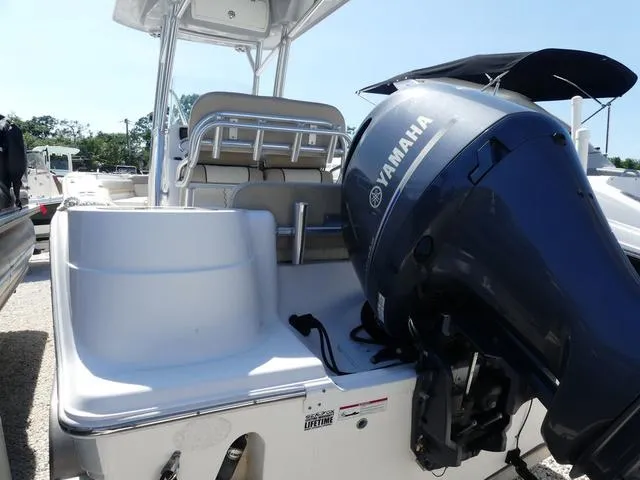 Slide: The Image of Sea Fox 226 Commander 2017 - 5