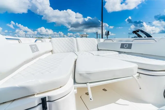 Slide: The Image of Sea Fox 248 Commander 2026 - 24