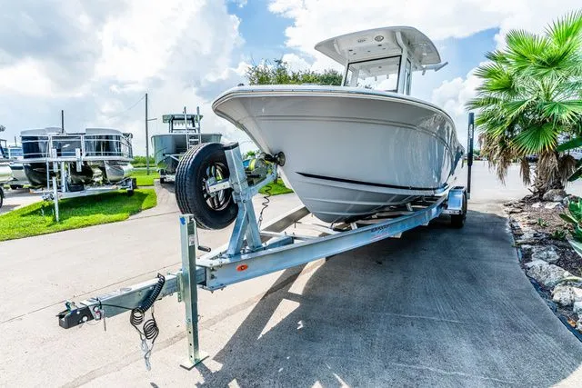 Slide: The Image of Sea Fox 248 Commander 2026 - 4