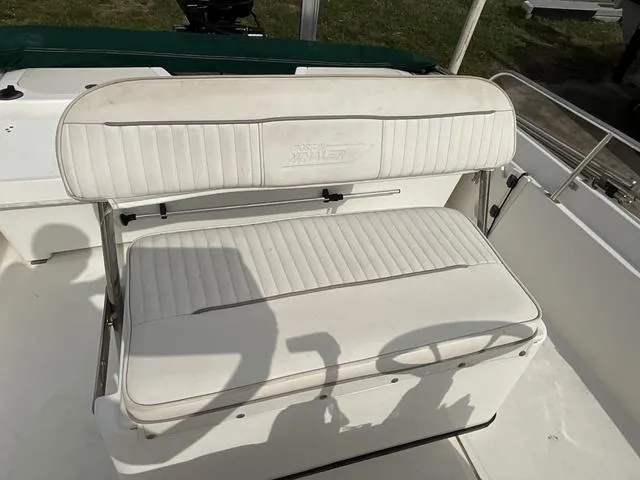 Slide: The Image of Boston Whaler 18 Dauntless 1999 - 11