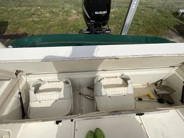 Slide: The Image of Boston Whaler 18 Dauntless 1999 - 13