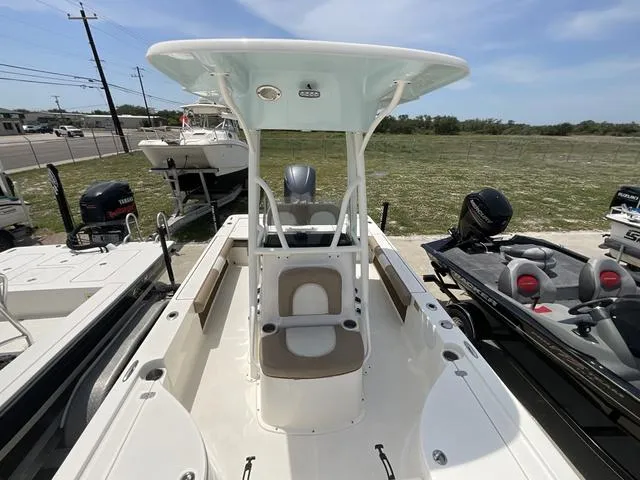 Slide: The Image of Sea Born FX22 Bay 2023 - 12