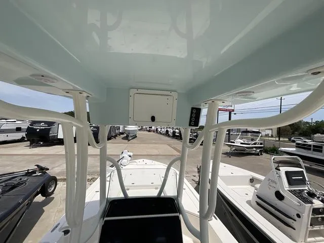 Slide: The Image of Sea Born FX22 Bay 2023 - 18