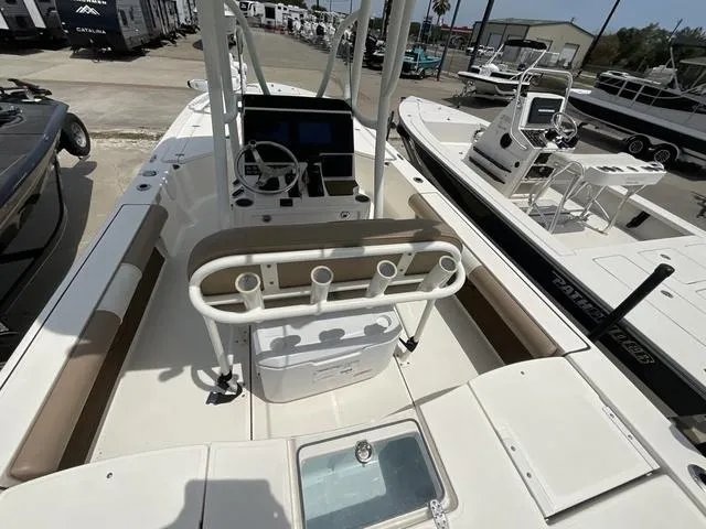 Slide: The Image of Sea Born FX22 Bay 2023 - 19