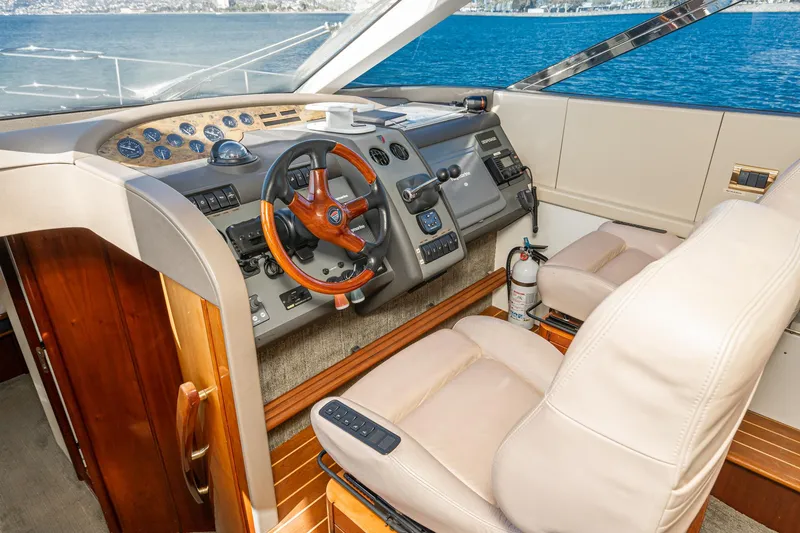 Slide: The Image of Fairline Squadron 58 2002 - 51