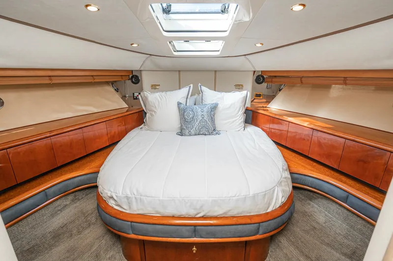 Slide: The Image of Fairline Squadron 58 2002 - 53