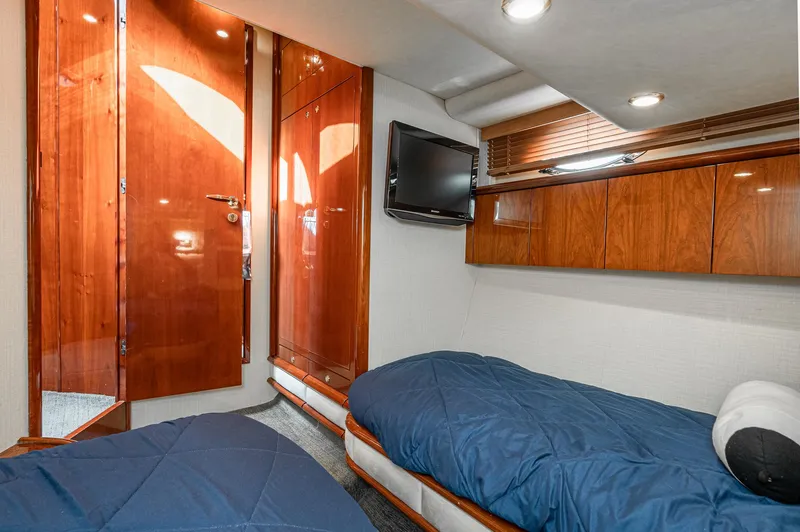 Slide: The Image of Fairline Squadron 58 2002 - 65