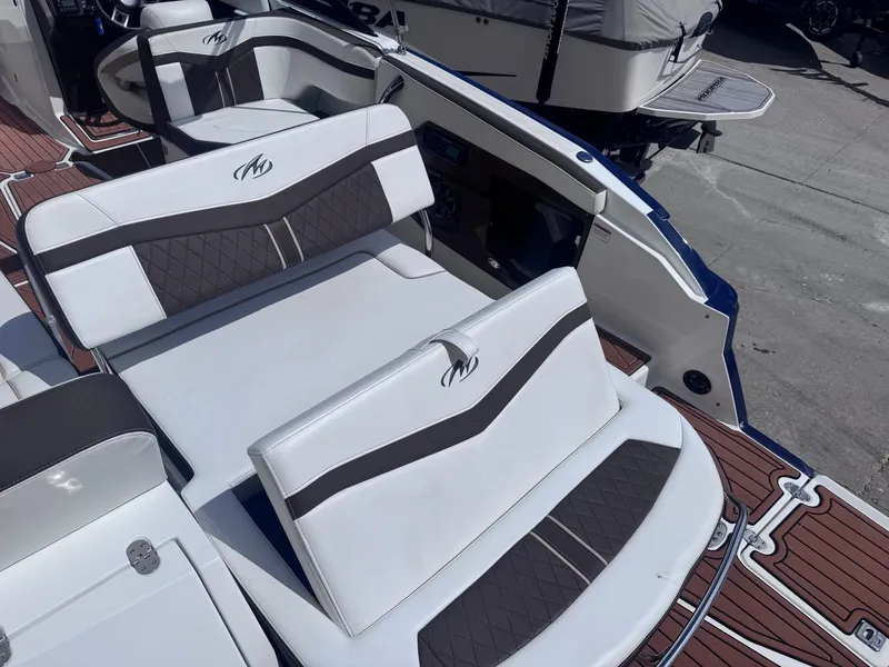 Slide: The Image of Monterey 258 2018 - 8