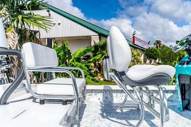 Slide: The Image of Majek 226 Illusion 2024 - 10