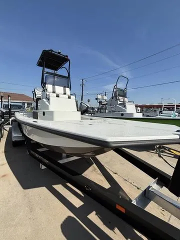 Slide: The Image of Majek M2 ILLUSION 2025 - 3