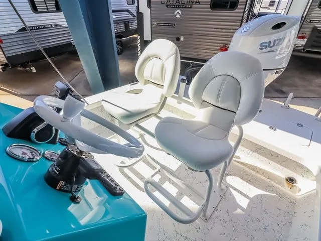 Slide: The Image of Majek 20 Xtreme 2025 - 18