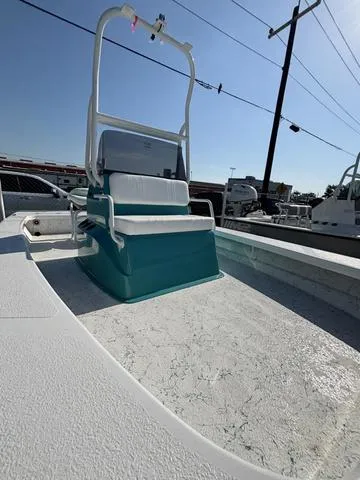 Slide: The Image of Majek 20 Xtreme 2025 - 4