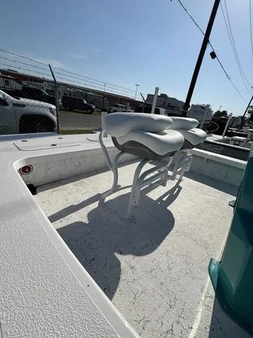 Slide: The Image of Majek 20 Xtreme 2025 - 5