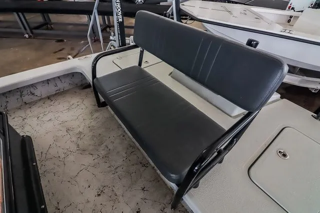 Slide: The Image of Majek 25 ILLUSION 2025 - 17