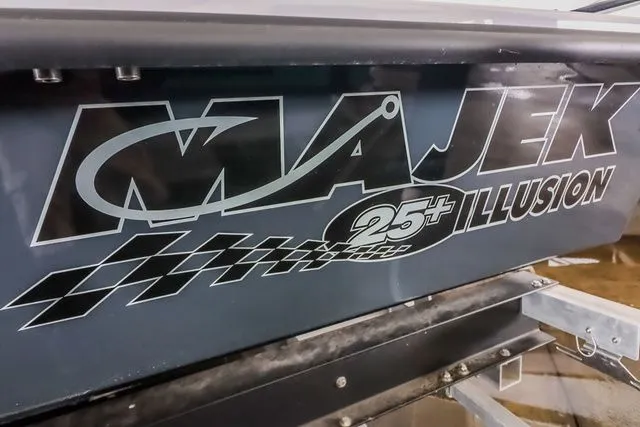 Slide: The Image of Majek 25 ILLUSION 2025 - 24