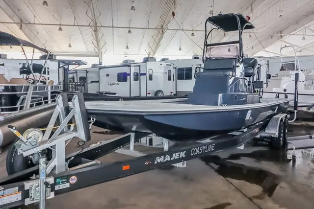 Slide: The Image of Majek 25 ILLUSION 2025 - 4