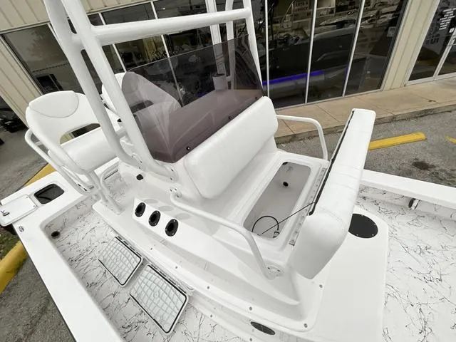 Slide: The Image of Majek 25 ILLUSION 2025 - 10