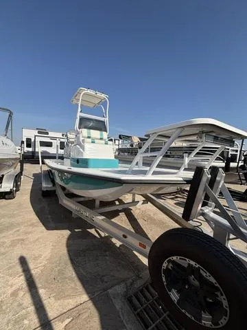 Slide: The Image of Majek M2 ILLUSION 2024 - 3