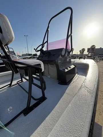 Slide: The Image of Majek 18 M2 2020 - 7