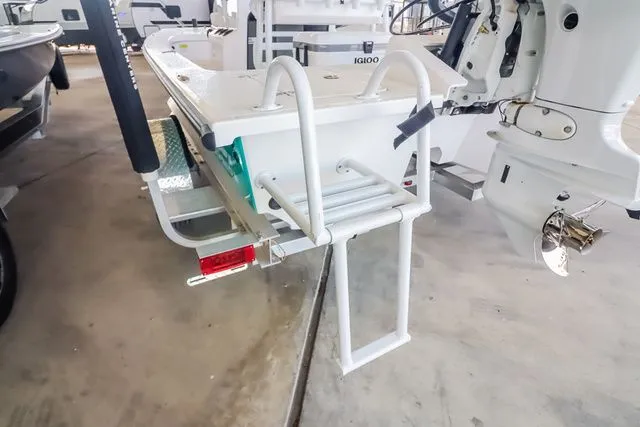 Slide: The Image of Majek 18 M2 2025 - 21