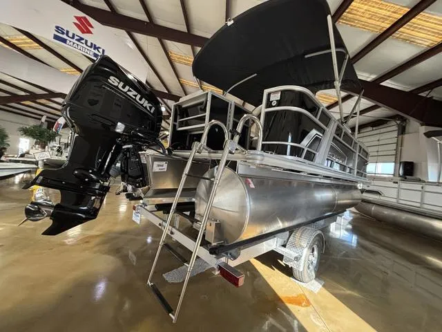 Slide: The Image of Starcraft EX 20 FD 2025 - 3