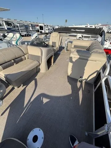 Slide: The Image of 2021 Sun Tracker FISH BARGE 20 pontoon boat with spacious seating and modern design. - 5