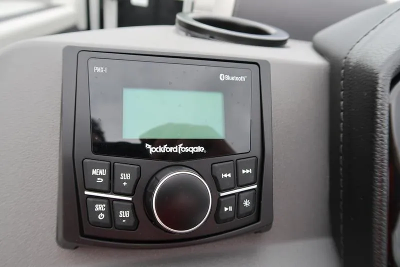 Slide: The Image of Rockford Fosgate Bluetooth stereo system in 2025 Bennington S Swingback 22 SSB Limited boat. - 11