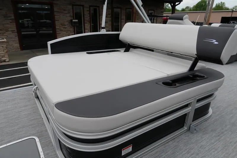 Slide: The Image of 2025 Bennington S Swingback 22 SSB Limited boat with spacious seating and modern design. - 7