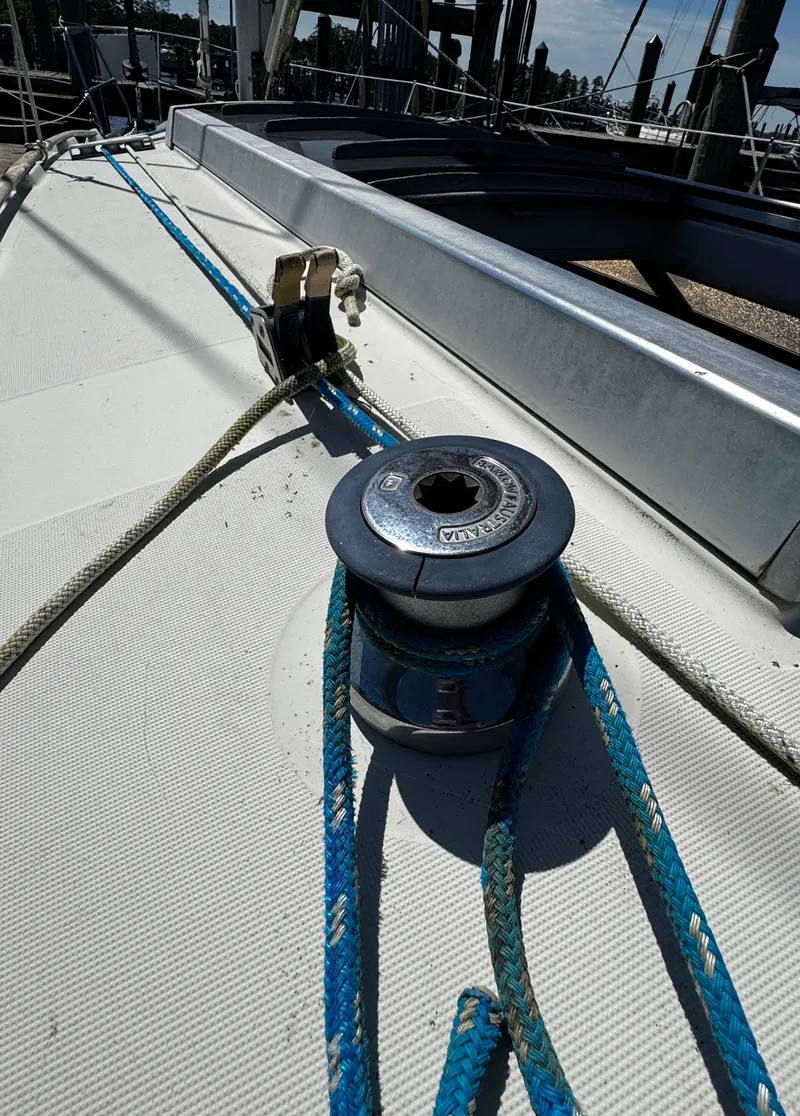 Slide: The Image of 1985 Beneteau First 325 - 23