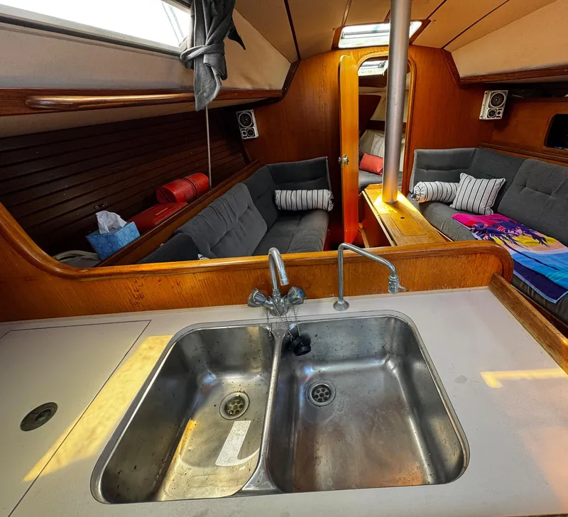 Slide: The Image of 1985 Beneteau First 325 - 35