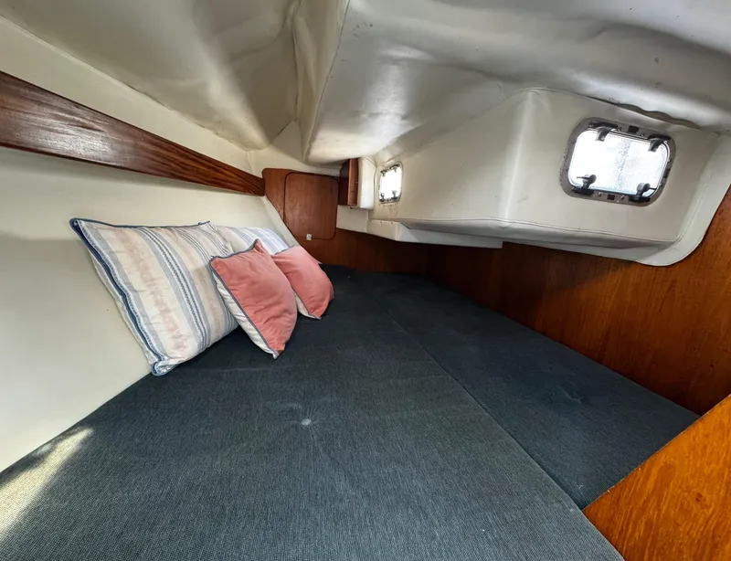 Slide: The Image of 1985 Beneteau First 325 - 52