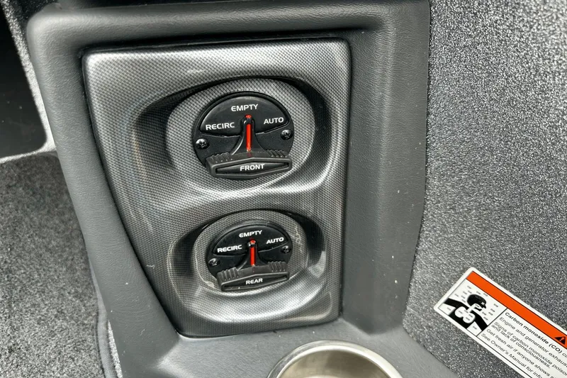 Slide: The Image of Ranger Fisherman 619VS 2010 - 17