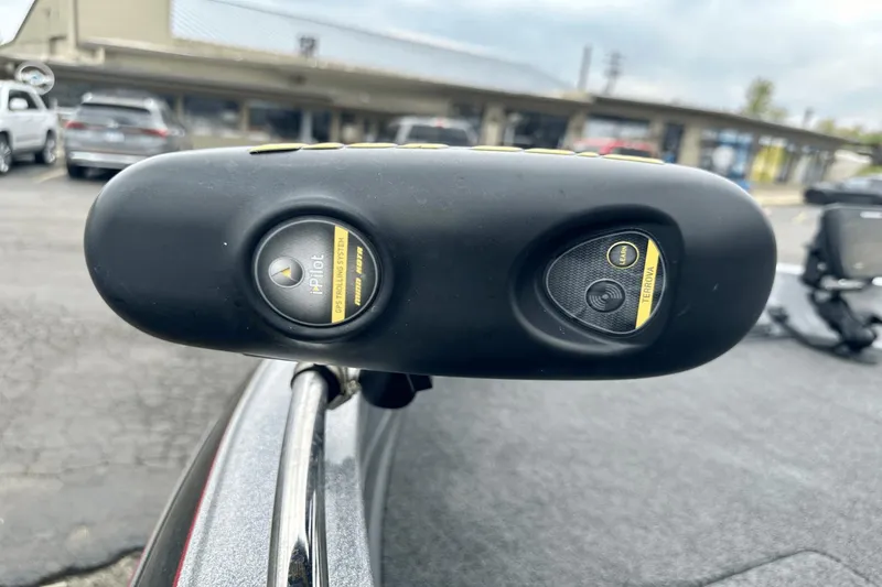 Slide: The Image of Ranger Fisherman 619VS 2010 - 25