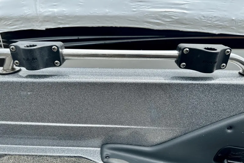 Slide: The Image of Ranger Fisherman 619VS 2010 - 42