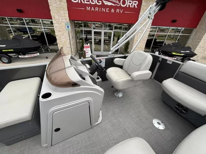 Slide: The Image of Sylvan Mirage 818 Fish 2024 - 13