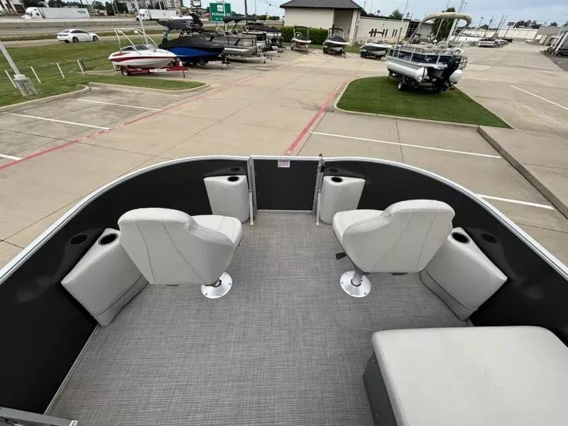 Slide: The Image of Sylvan Mirage 818 Fish 2024 - 9