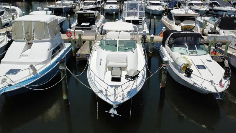 Slide: The Image of Carver 350 Mariner 1999 - 2