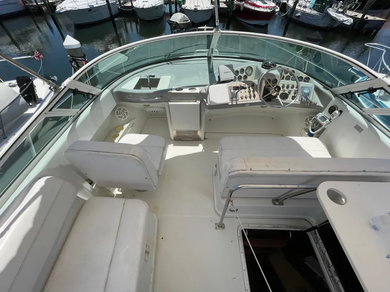 Slide: The Image of Carver 350 Mariner 1999 - 23