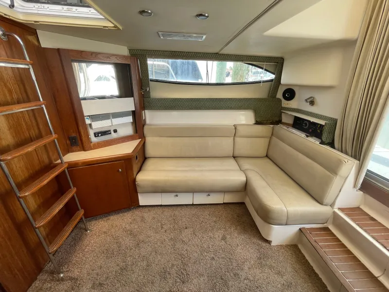 Slide: The Image of Carver 350 Mariner 1999 - 36