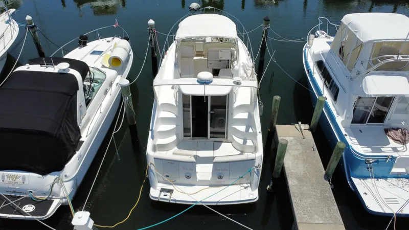 Slide: The Image of Carver 350 Mariner 1999 - 9