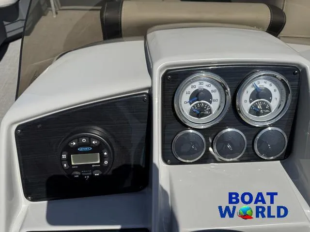 Slide: The Image of Sylvan 820 Party Fish Pontoon 2023 - 19