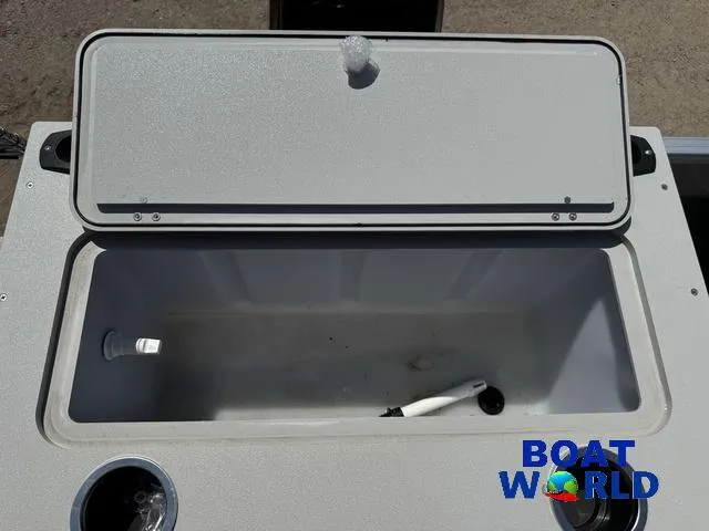 Slide: The Image of Sylvan 820 Party Fish Pontoon 2023 - 37