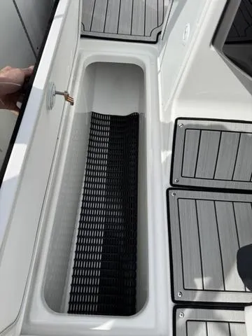 Slide: The Image of Yamaha 195S 2025 - 46