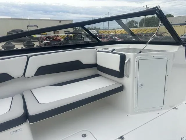 Slide: The Image of Yamaha AR195 2025 - 17