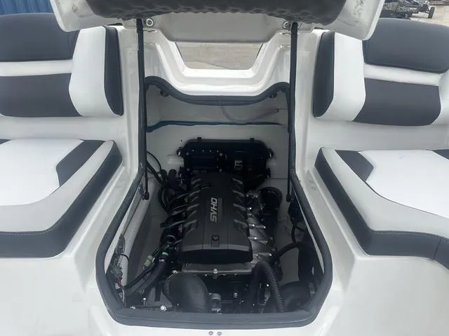 Slide: The Image of Yamaha AR195 2025 - 24