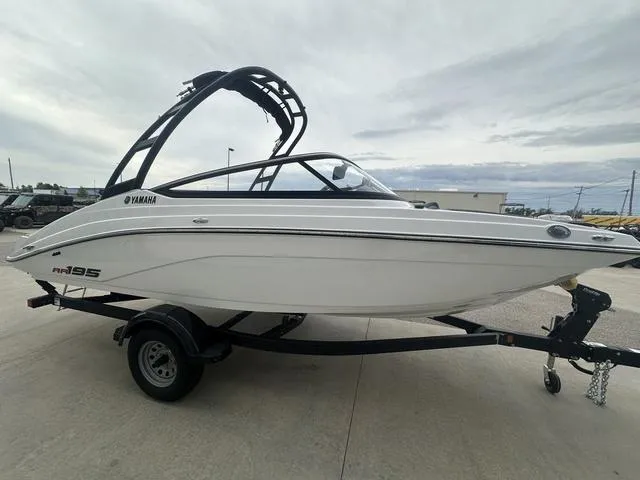 Slide: The Image of Yamaha AR195 2025 - 5