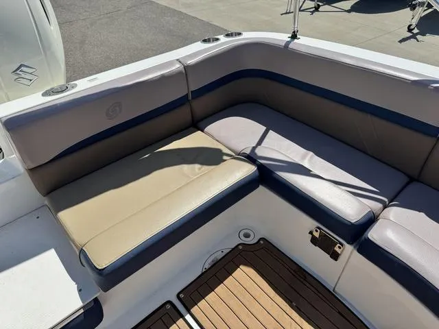 Slide: The Image of Hurricane SunDeck Sport 192 RL OB 2018 - 10