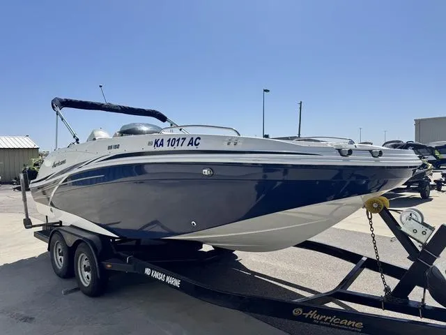 Slide: The Image of Hurricane SunDeck Sport 192 RL OB 2018 - 6