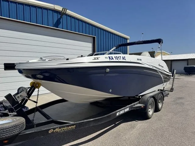 Slide: The Image of Hurricane SunDeck Sport 192 RL OB 2018 - 8