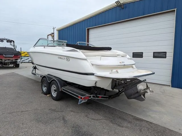 Slide: The Image of Cobalt 24 Sx Bowrider 2005 - 4